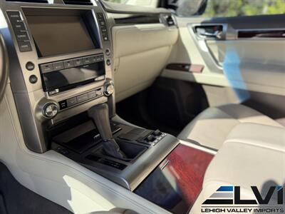 2019 Lexus GX 460 - Photo 14 - Bethlehem, PA 18018