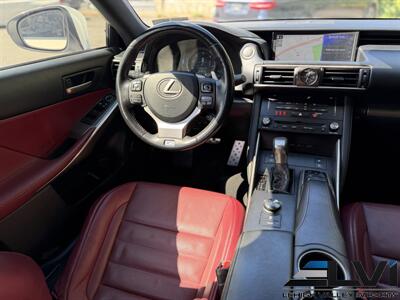 2018 Lexus IS 300 - Photo 22 - Bethlehem, PA 18018