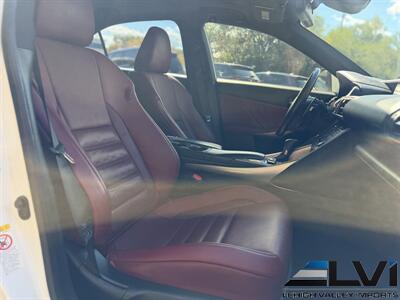 2018 Lexus IS 300 - Photo 31 - Bethlehem, PA 18018