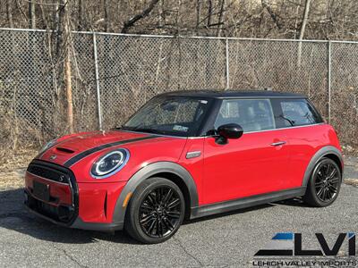 2022 MINI Hardtop 2 Door Cooper S   - Photo 2 - Bethlehem, PA 18018