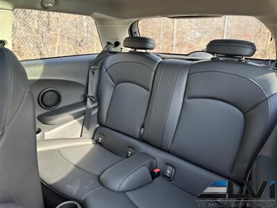 2022 MINI Hardtop 2 Door Cooper S   - Photo 19 - Bethlehem, PA 18018