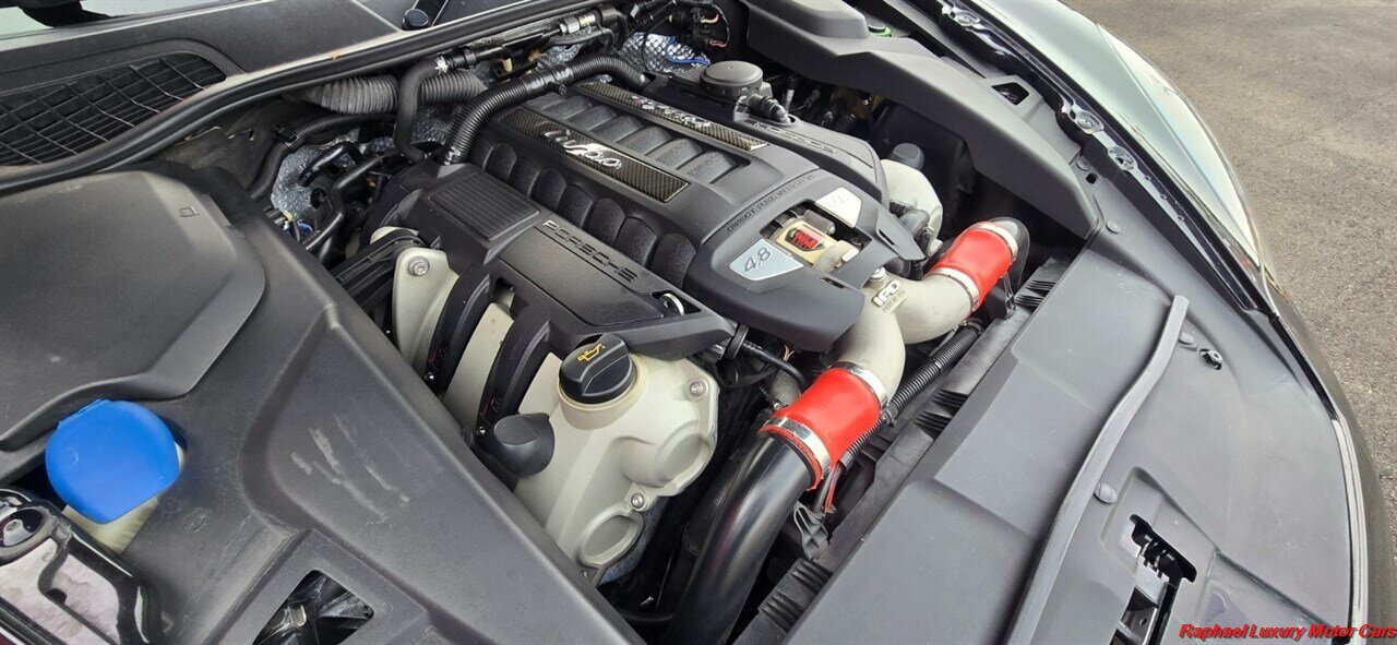 2012 Porsche Cayenne Turbo   - Photo 41 - Bremerton, WA 98312