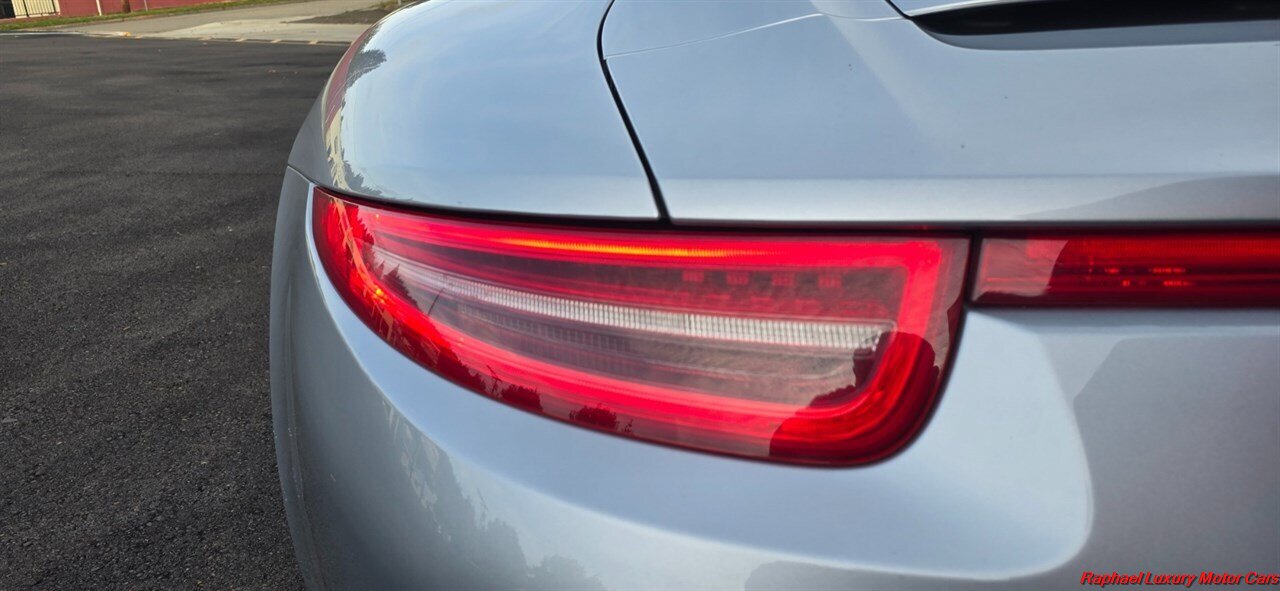 2015 Porsche 911 Carrera 4S   - Photo 10 - Bremerton, WA 98312