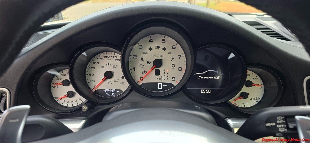 2015 Porsche 911 Carrera 4S   - Photo 25 - Bremerton, WA 98312