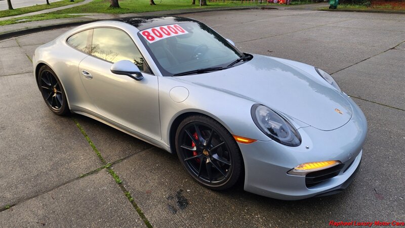 2015 Porsche 911 Carrera 4S  
