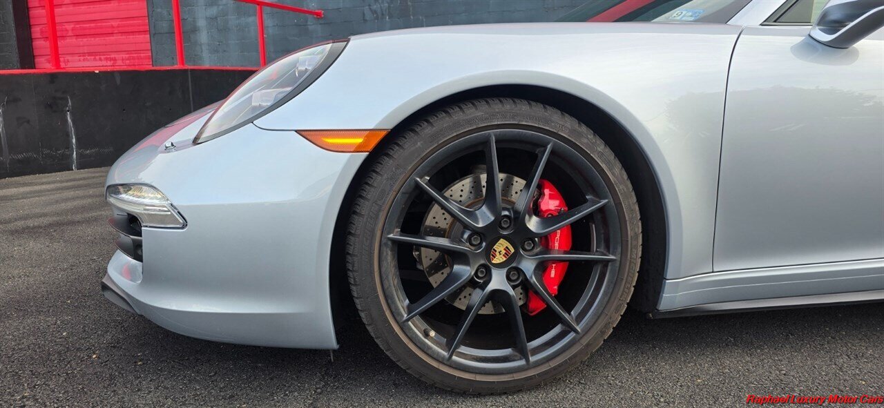 2015 Porsche 911 Carrera 4S   - Photo 9 - Bremerton, WA 98312