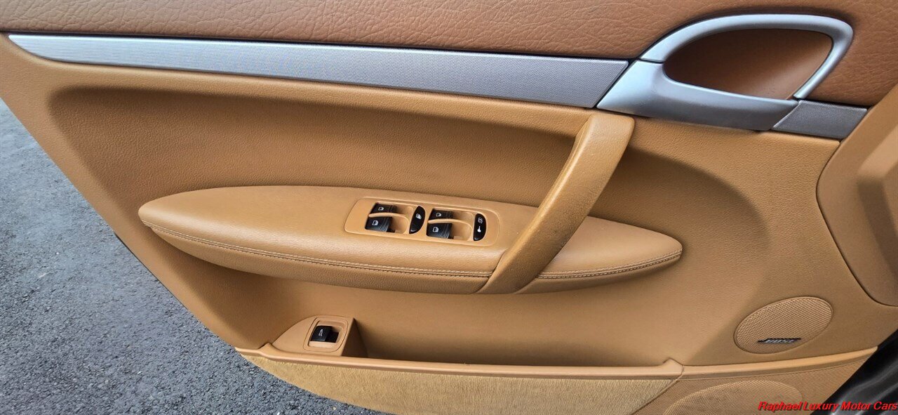 2008 Porsche Cayenne S - Photo 12 - Bremerton, WA 98312