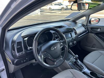 2016 Kia Forte LX   - Photo 6 - Lancaster, CA 93534