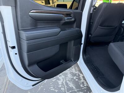 2024 Chevrolet Silverado 1500 LT - Photo 11 - Lancaster, CA 93534