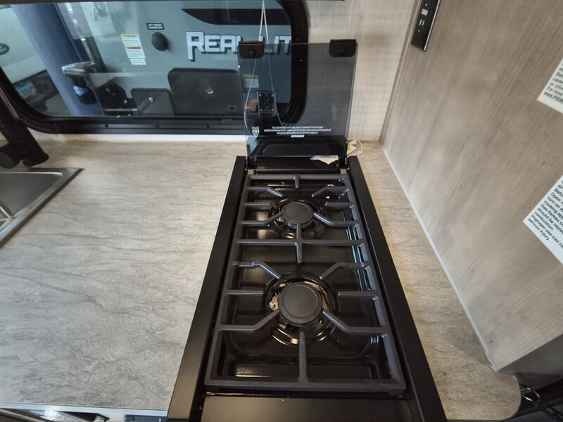 2026 Palomino REAL LITE 1604 - Photo 11 - Reno, NV 89511