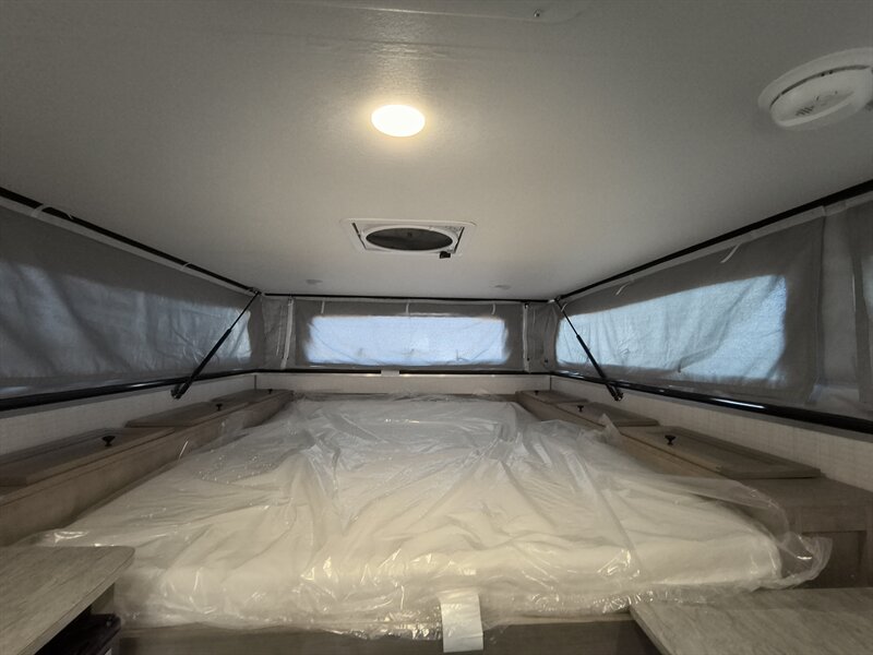 2026 Palomino REAL LITE 1604 - Photo 16 - Reno, NV 89511