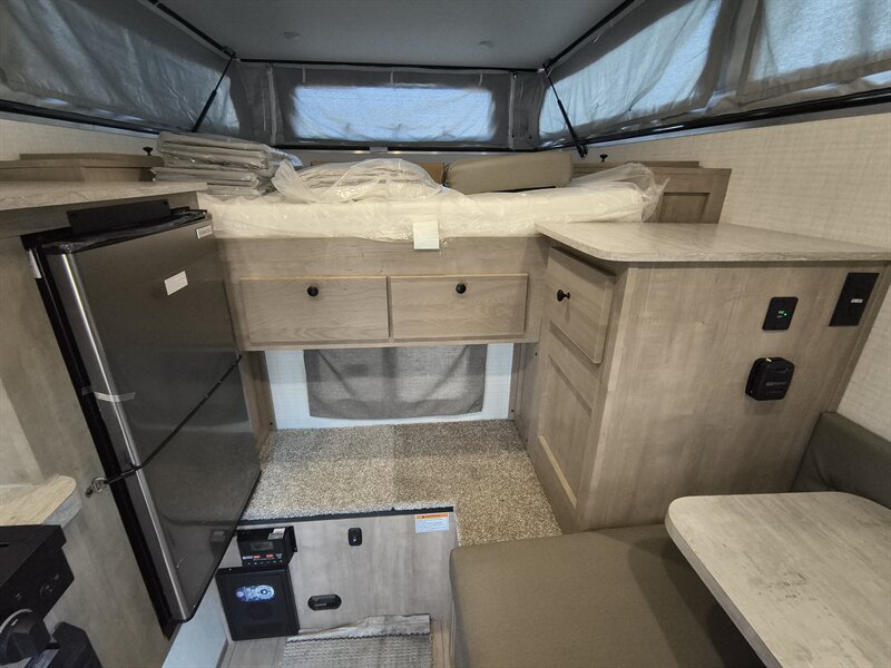 2026 Palomino REAL LITE 1604 - Photo 14 - Reno, NV 89511