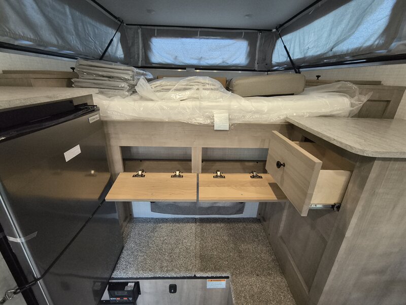 2026 Palomino REAL LITE 1604 - Photo 15 - Reno, NV 89511