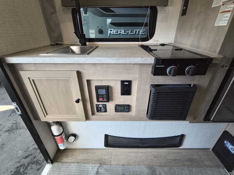 2026 Palomino REAL LITE 1604 - Photo 10 - Reno, NV 89511