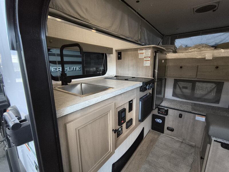 2026 Palomino REAL LITE 1604 - Photo 7 - Reno, NV 89511