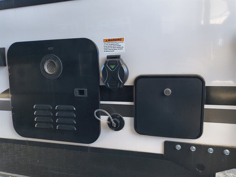 2026 Palomino REAL LITE 1604 - Photo 5 - Reno, NV 89511