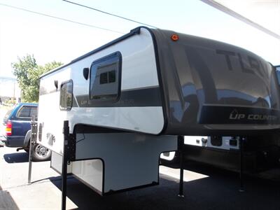 2024 TRAVEL LITE UPCOUNTRY 775U