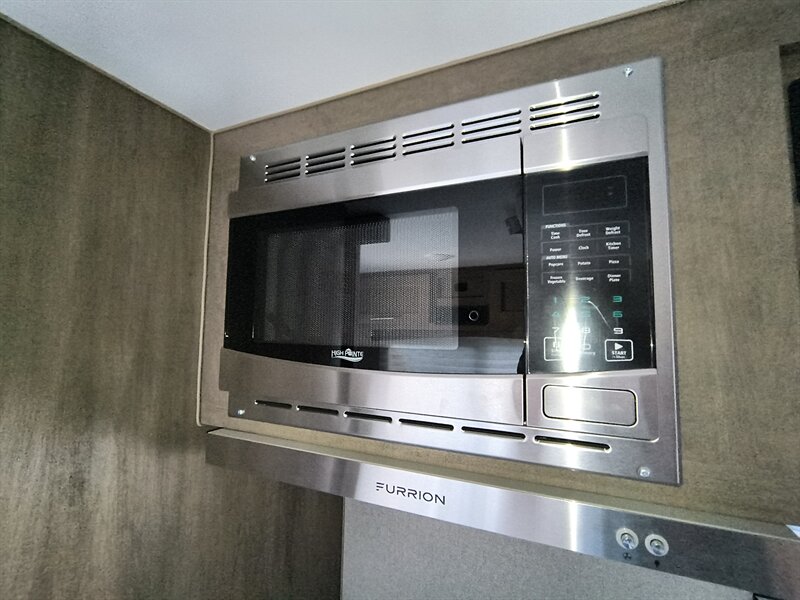 2024 ADVENTURER 80RB - Photo 15 - Reno, NV 89511