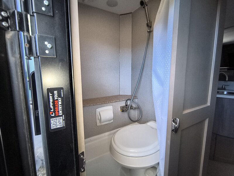 2024 ADVENTURER 80RB - Photo 22 - Reno, NV 89511