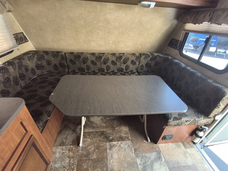 2012 Jayco JAY FLIGHT 165 - Photo 8 - Reno, NV 89511