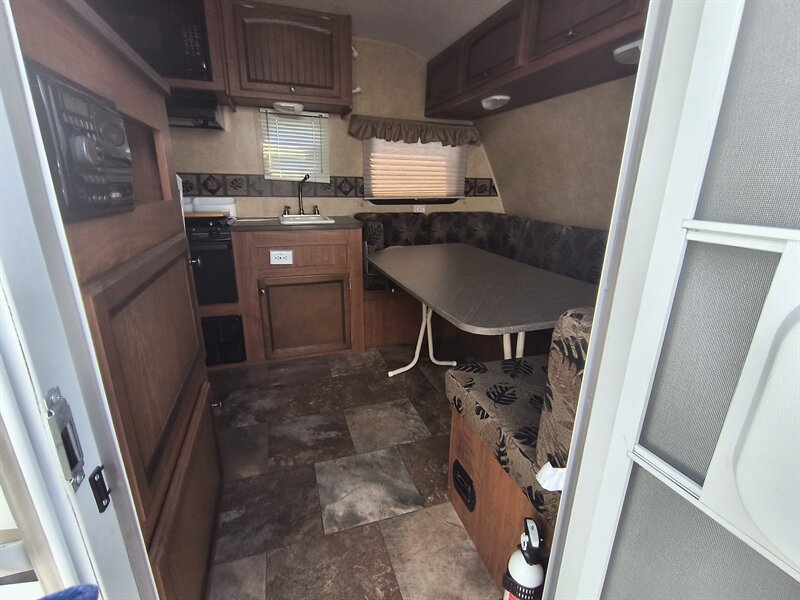 2012 Jayco JAY FLIGHT 165 - Photo 7 - Reno, NV 89511