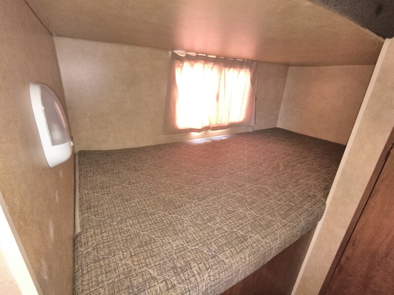 2012 Jayco JAY FLIGHT 165 - Photo 23 - Reno, NV 89511