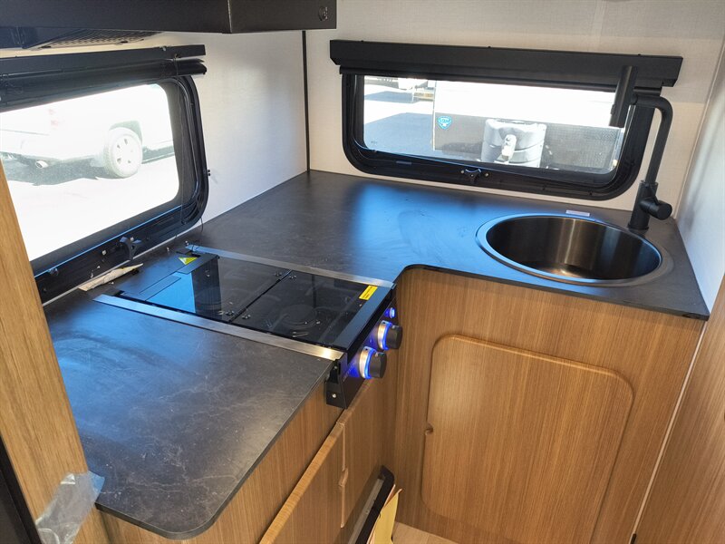 2026 Keystone REIGN 13RK - Photo 11 - Reno, NV 89511