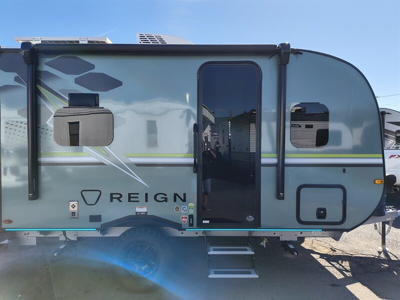 2026 Keystone REIGN 13RK - Photo 2 - Reno, NV 89511