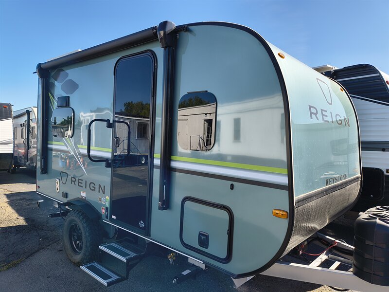2026 Keystone REIGN 13RK - Photo 3 - Reno, NV 89511