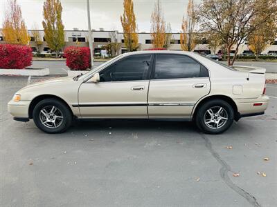 1994 Honda Accord LX 1 Owner, 124k Miles   - Photo 2 - Kent, WA 98032