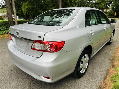 2011 Toyota Corolla LE Sedan   - Photo 5 - Kent, WA 98032