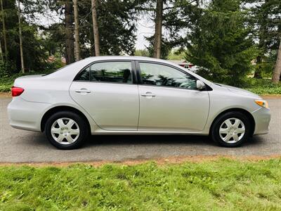 2011 Toyota Corolla LE Sedan   - Photo 6 - Kent, WA 98032