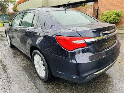 2012 Chrysler 200 Touring   - Photo 3 - Kent, WA 98032