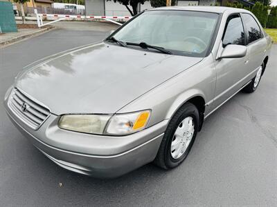 1998 Toyota Camry LE  