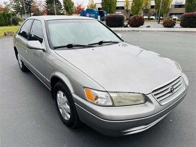 1998 Toyota Camry LE   - Photo 7 - Kent, WA 98032