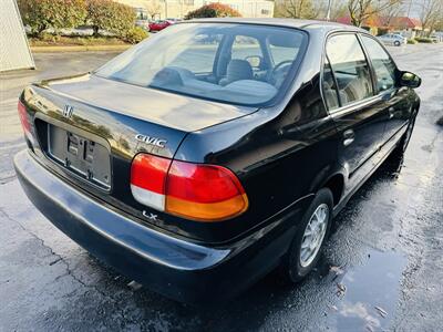 1998 Honda Civic LX Sedan   - Photo 5 - Kent, WA 98032