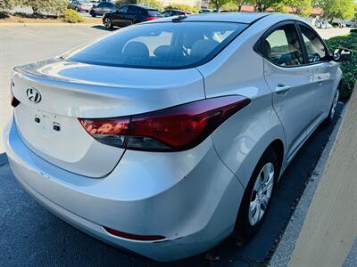 2016 Hyundai ELANTRA SE   - Photo 5 - Kent, WA 98032