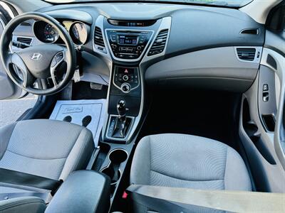 2016 Hyundai ELANTRA SE   - Photo 13 - Kent, WA 98032