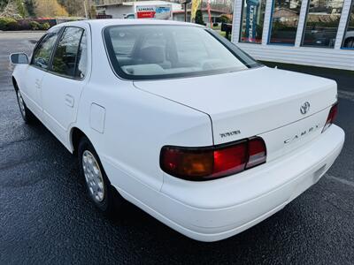 1996 Toyota Camry LE 137k Miles   - Photo 3 - Kent, WA 98032