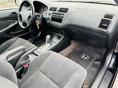 2004 Honda Civic LX Coupe   - Photo 11 - Kent, WA 98032