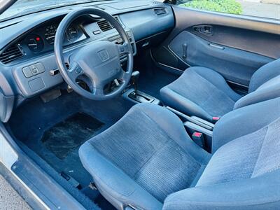 1995 Honda Civic DX Hatchback   - Photo 9 - Kent, WA 98032