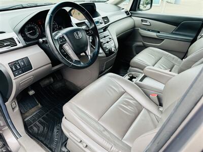 2012 Honda Odyssey Touring   - Photo 9 - Kent, WA 98032