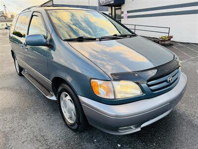 2003 Toyota Sienna XLE Minivan 1 Owner   - Photo 7 - Kent, WA 98032