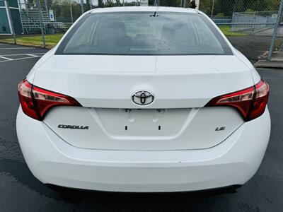 2018 Toyota Corolla LE Sedan   - Photo 4 - Kent, WA 98032