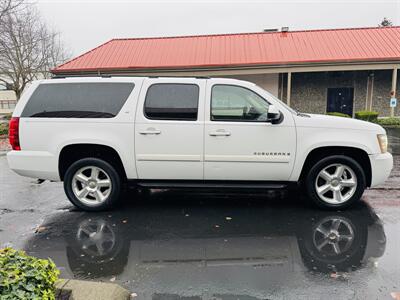 2007 Chevrolet Suburban LT 4WD   - Photo 6 - Kent, WA 98032