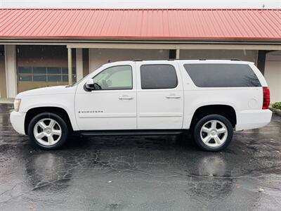 2007 Chevrolet Suburban LT 4WD   - Photo 2 - Kent, WA 98032