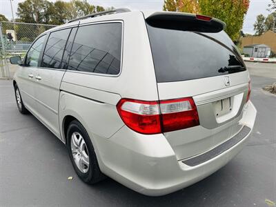 2005 Honda Odyssey EX-L w/DVD   - Photo 3 - Kent, WA 98032