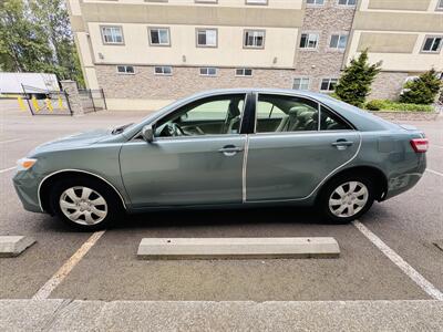 2011 Toyota Camry LE 111k Miles   - Photo 2 - Kent, WA 98032