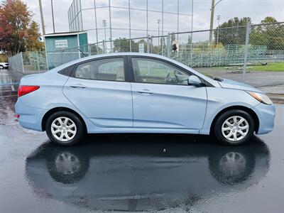 2013 Hyundai ACCENT GLS   - Photo 6 - Kent, WA 98032