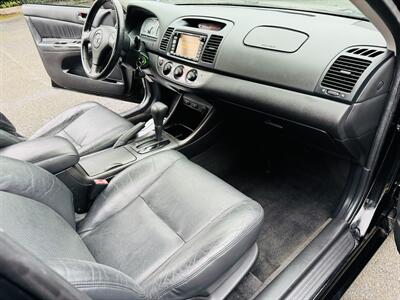 2002 Toyota Camry SE V6   - Photo 11 - Kent, WA 98032